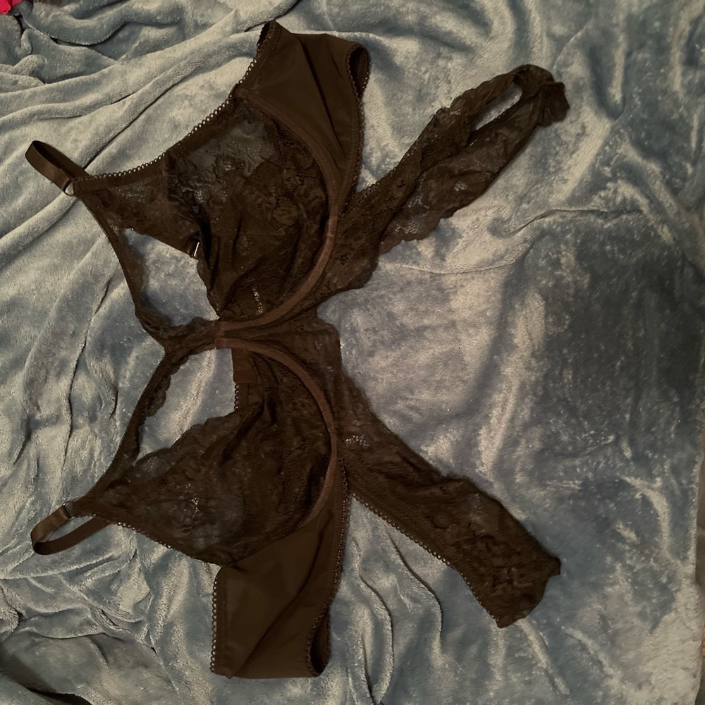 COPY - Torrid size 6 black lace bralette